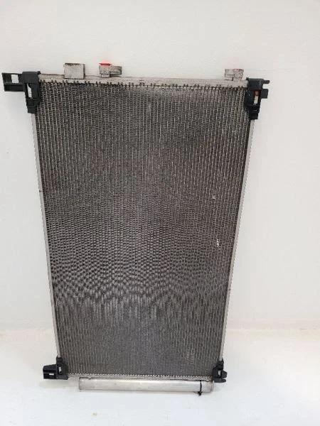 Hyundai Sonata 2015 16 2017 2,4 L condensador de aire acondicionado 97606C2000 Foto 1 de 4