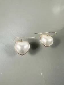 14k Yellow Gold Heart Shaped Mabe Pearl Hook Dangle Earrings - Picture 1 of 4