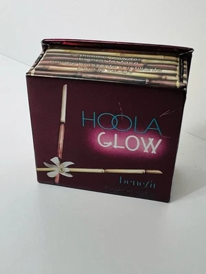 Benefit Hoola GLOW shimmer powderbronzer for face 0.28 oz - Image 1 of 3