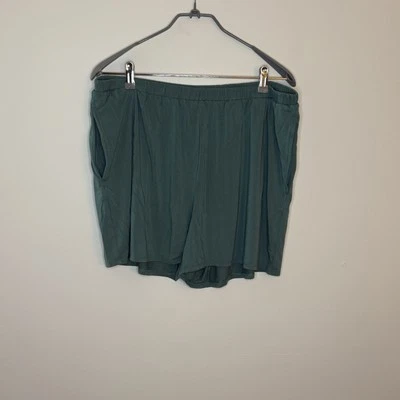 Lands End Women’s Large Casual Shorts Green Rayon Spandex Beach Relaxed Fit H5 - Image 1 of 4