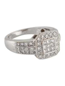 14K White Gold Diamond Cocktail Ring Size 7 - Picture 1 of 12