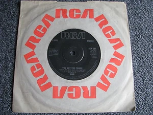 WAR-You got the Power 7s-1982 UK-small Center Ring-45 U/min-RCA 201-Black - Bild 1 von 2