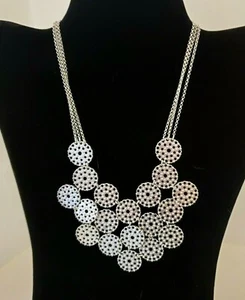 Überzeugende Silber Statement Halskette Multi-Strang Kette 10" auffälliger Latz Stil - Bild 1 von 7