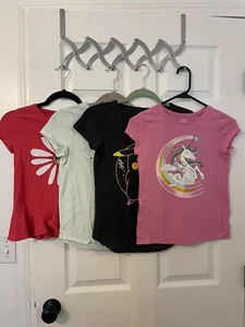 Girls lot of 4 tshirts size 10 flowers, pokemon, unicorn, love tshirts - Picture 1 of 10