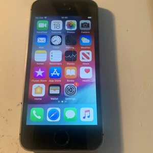 Apple iPhone 5s - 16GB - Grey (Unlocked) A1457 (GSM) - Afbeelding 1 van 8