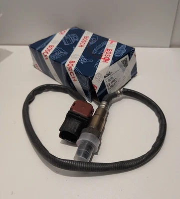 Sensore Lambda per Ford Grand C Max/ Focus MK3/Transit - BOSCH 0 258 017 467 - Immagine 1 di 4