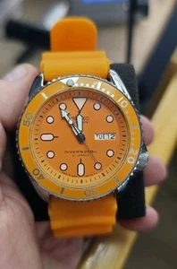 Vintage Original Seiko Diver's GMT in Stunning Orange, 7S26A 17 Jewel Automatic - Picture 1 of 7
