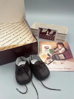 PLEASANT COMPANY American Girl Molly After School Shoes Oxford ORIGINAL BOX - Image 1 of 4