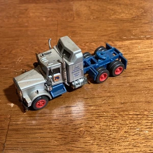Con-Cor 76 Union Tractor Trailer Semi Truck CAB UNIT HO Scale Train - Picture 1 of 9