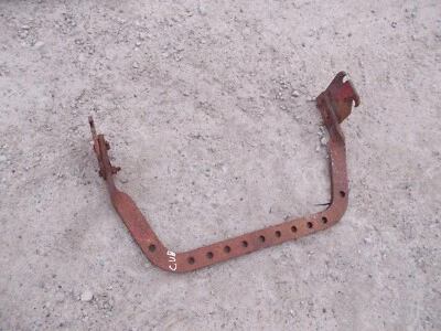 Farmall Cub IH Tractor COMPLETE NICE ORIGINAL drawbar assembly w*/ brackets - Image 1 of 4