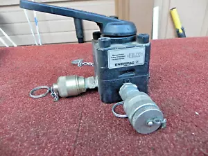 ENERPAC VC-4 REMOTE MOUNTED 4 WAY, 3 POSITION VALVE W/TANDEM CENTER FLOWPATH - Picture 1 of 9