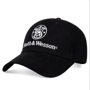 Gorra de béisbol ajustable SMITH & WESSON® Firearms negra con bordado blanco - Imagen 1 de 3