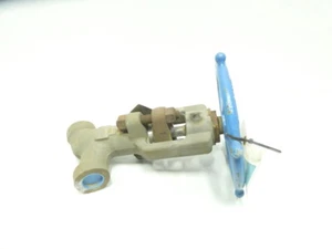Velan W07-8076Z-02TS Manual Iron Socket Weld Globe Valve 1690 1-1/2in - Picture 1 of 5