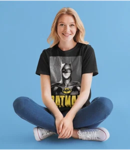 DC Comics Flash Movie Michael Keaton BATMAN Poster T-Shirt S-XXL Women's Top - Picture 1 of 6