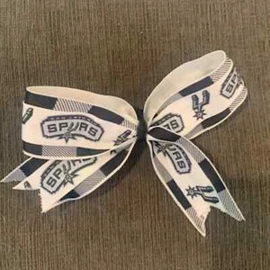 Host Pick! San Antonio Spurs black/white hair bow - Picture 1 of 2