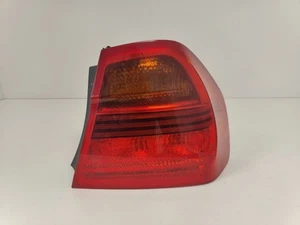 PILOTO TRASERA DERECHA BMW 3 serie (E90) Sedan 318i 16V (N46-B20B) 2006 6937458 - Imagen 1 de 4
