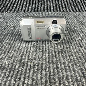 Olympus Camedia D-595 Zoom 5,0 megapixel fotocamera digitale SOLO FOTOCAMERA DIGITALE - FUNZIONA - SPEDIZIONE GRATUITA - Foto 1 di 6