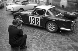 Jean Jacques Thuner John Gretener Triumph TR6 1968 Rally Car Old Photo 1 - Picture 1 of 1