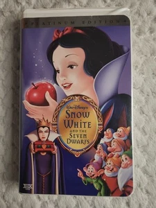 Disney's Snow White and the Seven Dwarfs (VHS, 2001, Platinum Edition) Animated - Picture 1 of 5