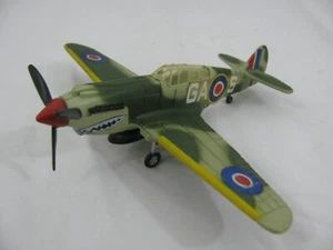 Maisto 1/72 Scale Diecast P-40B Tiger Shark Model Airplane EX - Picture 1 of 9