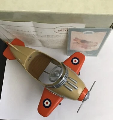 Pedal de papéis para carro Hallmark Kiddie Car Classics 1941 Spitfire avião 1994 #2065 - Imagem 1 de 4