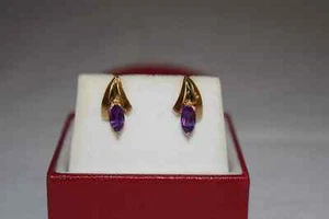 Cute  .14K Yellow Gold & Purple Amethyst Stud Earrings - Picture 1 of 7