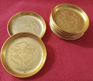 Neocraft Everlast Gold Metal Coasters Set Of 8 VERY good condition - Picture 1 of 3