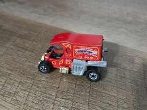 Hot Wheels 1979 Blackwall T-Totaller rot mit Gold Base Vintage Diecast - Bild 1 von 9
