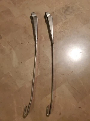 Brazos limpiaparabrisas delantero L&R OEM 72-89 MERCEDES R107 450SLC 560SL 380SLC L  Foto 1 de 4