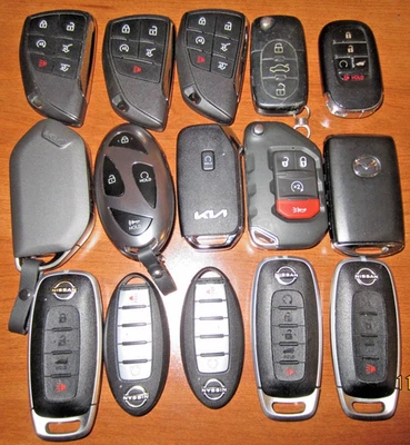 Lot of 15 OEM Assorted Fob For GM,JEEP,KIA,HYUNDAI,NISSAN,MAZDA,HONDA,AUDI OEM - Image 1 of 2