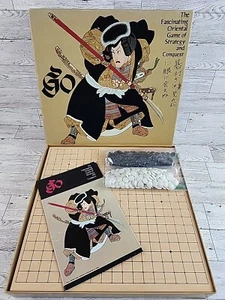 Vintage GO-The Fascinating Oriental Game of Strategy and Conquest w/Book - 1976 - Picture 1 of 8