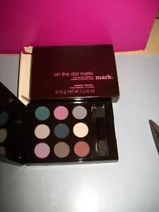 Avon On the Dot Matte EYE Color Compact NEW by Mark - Picture 1 of 1