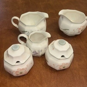 Mikasa Continental Amsterdam Milchkännchen & Zucker Set Blumenmuster - Bild 1 von 8