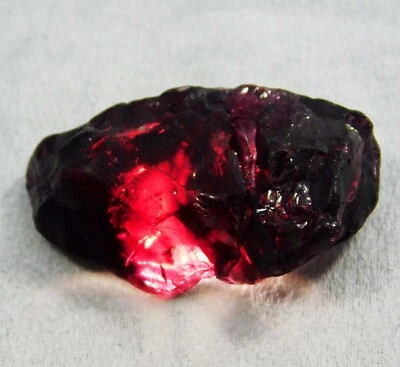 47,65 ct natürlicher Chrom Pyrop roter Granat Facette grober loser Edelstein ... - Bild 1 von 4