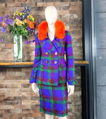 Traje vintage para mujer con tela Bouclé cuello de piel de zorro natural Gai Mattiolo 42IT Foto 1 de 4