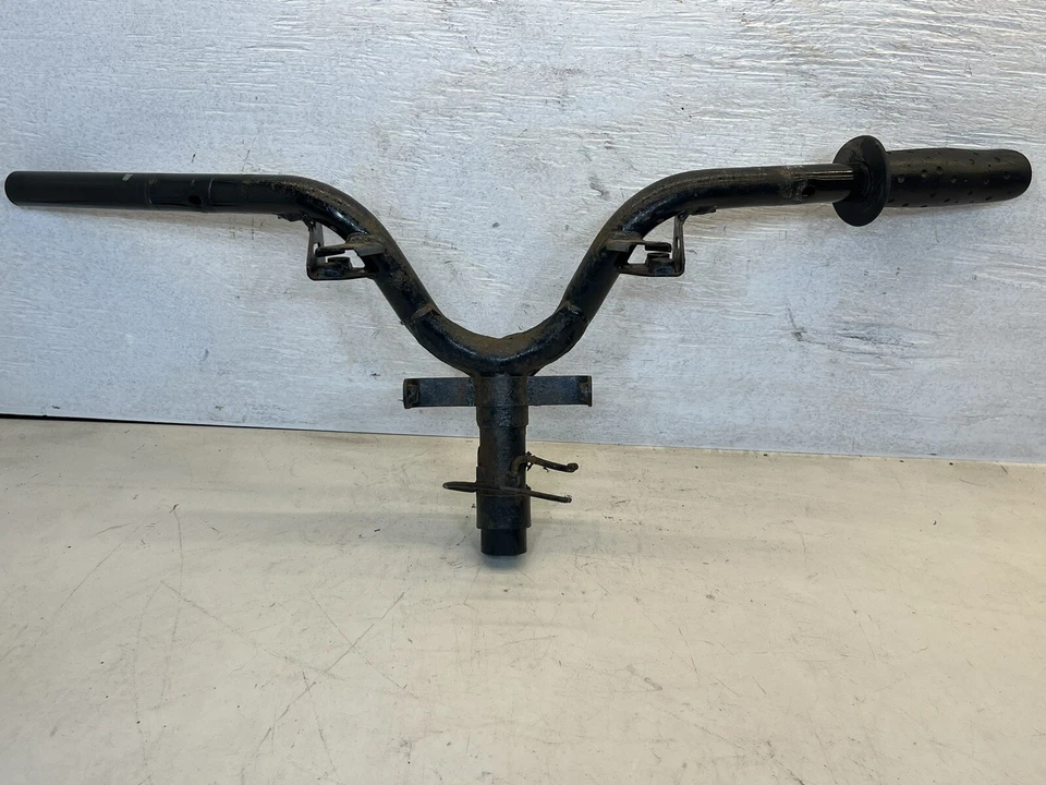 Ensamblaje de manillar OEM genuino Buddy 125/150 PGO P5612001600 Foto 1 de 4