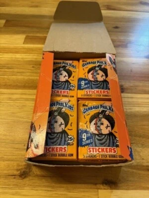 (UN PACK) CUBO DE BASURA NIÑOS ORIGINAL SERIE 9 SIN ABRIR, MUY LIMPIO OS9 GPK PACK Foto 1 de 3