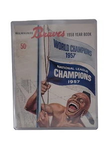 Annuario ufficiale squadra Milwaukee Braves 1958 - Foto 1 di 2