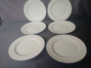 Vtg Crown Victoria Fine China LOVELACE Pattern 10 1/4" Dinner Plates - Set of 6 - Picture 1 of 12