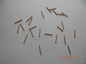 TORNILLOS DE MÁQUINA RANURADOS DE CABEZA PLANA DE LATÓN. 2/56 x 1" 18 piezas. NUEVO - Imagen 1 de 1