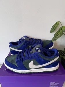 Nike SB Dunk Low UK7.5 Royal Blue Vintage Green BNIBWT - Picture 1 of 9