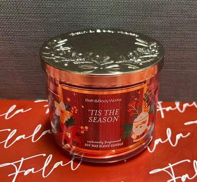 Bath & Body Works ’Tis the Season Christmas 3-Wick Candle - Image 1 of 3