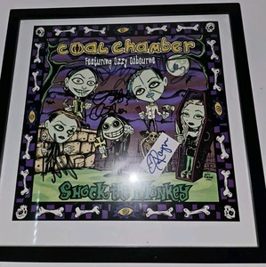 Kohlekammer Schock Der Affe 12x12 Promo SIGNIERT Ozzy Osbourne Dez Fafara Rayna - Bild 1 von 1