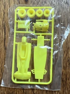 R&L Cereal Premium TYRRELL-Ford Formula One Race Car - SEALED - Picture 1 of 6