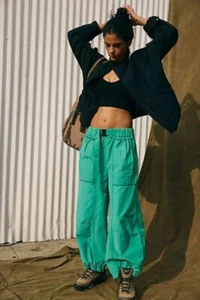 Pantalones Free People Movement Offsides Verde Brillo Calce Relajado Bolsillos Talla S - Imagen 1 de 10