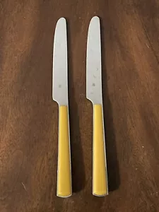 WMF Cromargan Cortina Yellow Gold 2 Dinner Knives 8.5" Plastic Flatware - Picture 1 of 3