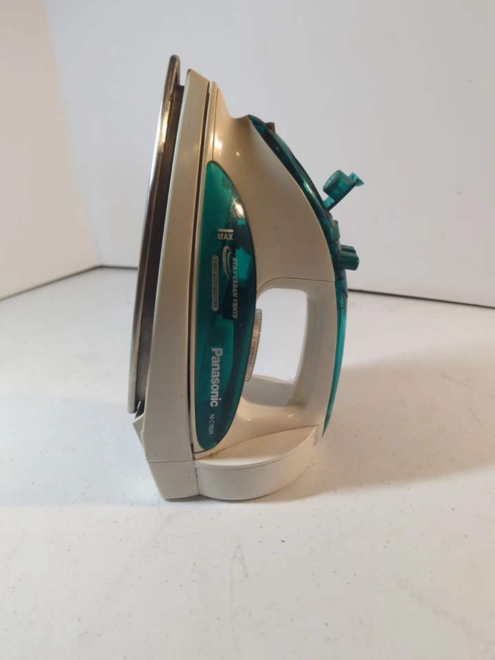 Plancha seca a vapor Panasonic NI-C78SR 1200W acero inoxidable Foto 1 de 4