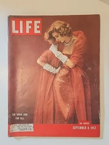 VTG Life Magazine September 8, 1952 The Siren Look for All Fashion - Imagen 1 de 9
