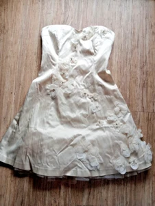 Forever New Strapless Dress Size 10 Blush Flower Bridal Worn Once - Picture 1 of 6