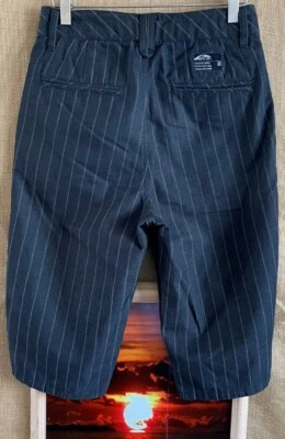 VANS men’s black pin-striped casual shorts 28 Foto 1 de 4